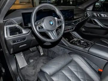 BMW X6 xDrive30d M Sport Pro PANO HUD ACC AHK RFK NA