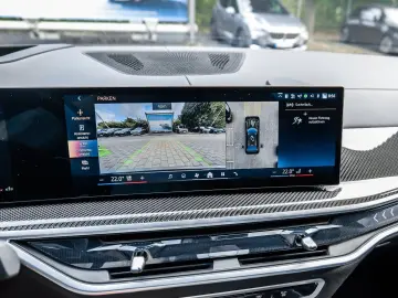 BMW X6 xDrive30d M Sport PANO HUD ACC AHK RFK NAVI L