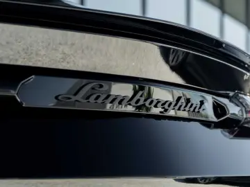 LAMBORGHINI URUS S S 4.0 V8 B&O 3D Massage 1st hand Belgian