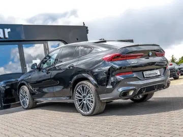 BMW X6 xDrive40d M Sport HUD PANO ACC AHK 360 KAM