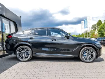 BMW X6 xDrive40d M Sport HUD PANO ACC AHK 360 KAM
