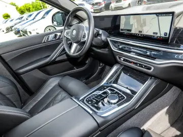 BMW X6 xDrive40d M Sport HUD PANO ACC AHK 360 KAM