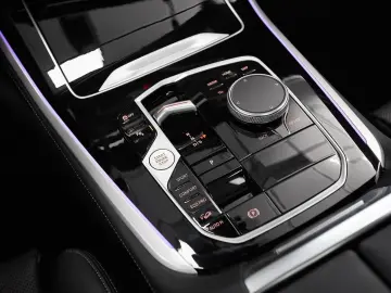 BMW X5 xDrive30d 3x M SPORT PRO PANO ICONIC INDIVIDU