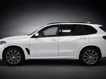 BMW X5 xDrive30d 3x M SPORT PANO ICONIC INDIVIDUAL