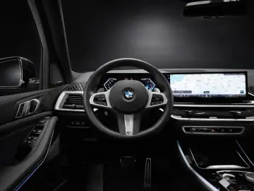 BMW X5 xDrive30d 3x M SPORT PANO ICONIC INDIVIDUAL