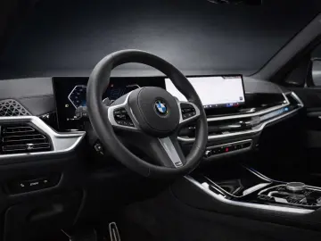 BMW X5 xDrive30d 3x M SPORT PANO ICONIC INDIVIDUAL