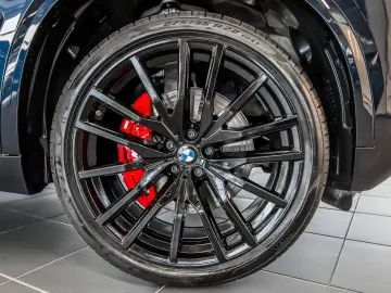 BMW X5 xDrive30d M Sport HUD PANO ACC AHK 360 KAM