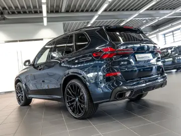 BMW X5 xDrive30d M Sport HUD PANO ACC AHK 360 KAM