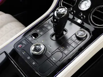 Bentley Continental GT Mulliner (MY26)