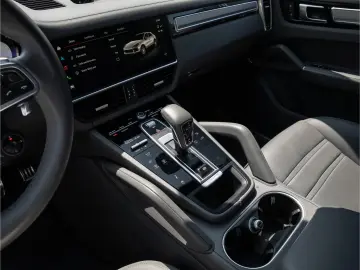 PORSCHE Cayenne S Coupe Platinum Edition Sport Chrono P