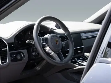 PORSCHE Cayenne S Coupe Platinum Edition Sport Chrono P