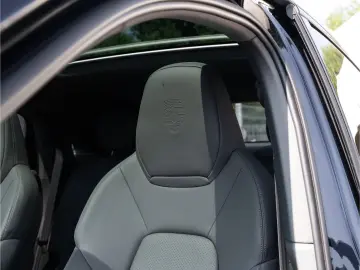 PORSCHE Cayenne S Coupe Platinum Edition Sport Chrono P