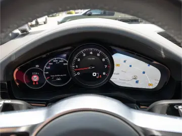PORSCHE Cayenne S Coupe Platinum Edition Sport Chrono P