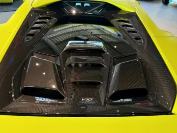 LAMBORGHINI Huracán Tecnica  PPF  Lift Carbon