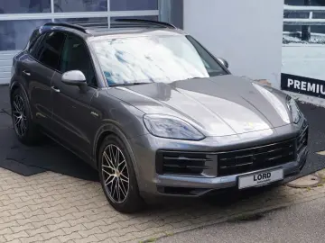 PORSCHE Cayenne E-Hybrid Luft Pano MASSAGE BOSE Head Up