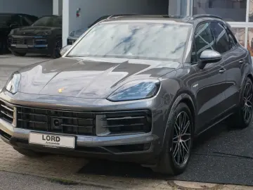 PORSCHE Cayenne E-Hybrid Luft Pano MASSAGE BOSE Head Up