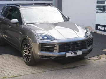 PORSCHE Cayenne E-Hybrid Luft Pano MASSAGE BOSE Head Up