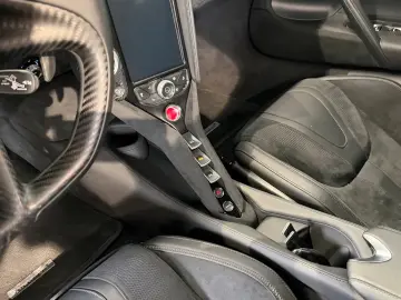 McLaren 720 S  CARBON CERAMIC WARRANTY