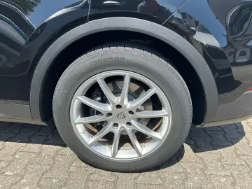 PORSCHE Cayenne E-Hybrid 1. Hand 20TKM