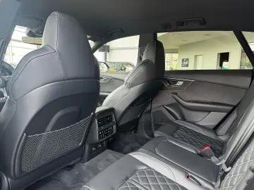 AUDI Q8 quat. competition plus 3.0TDI  S-Line Matrix