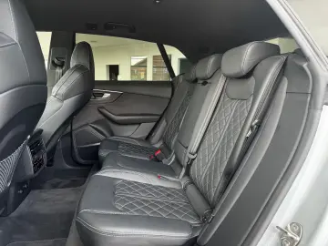 AUDI Q8 quat. competition plus 3.0TDI  S-Line Matrix