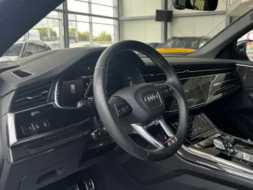 AUDI Q8 quat. competition plus 3.0TDI  S-Line Matrix