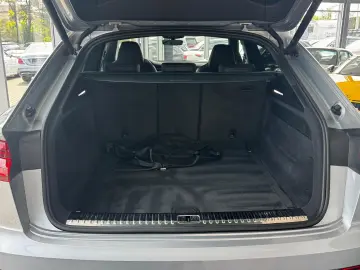 AUDI Q8 quat. competition plus 3.0TDI  S-Line Matrix