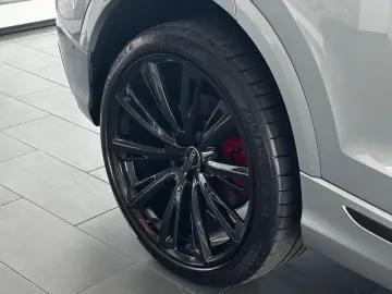 AUDI Q8 quat. competition plus 3.0TDI  S-Line Matrix