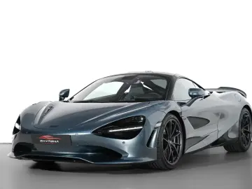 McLaren 750S   226 KM   TechLux   Carbon