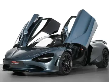 McLaren 750S   226 KM   TechLux   Carbon