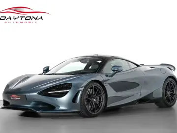 McLaren 750S   226 KM   TechLux   Carbon