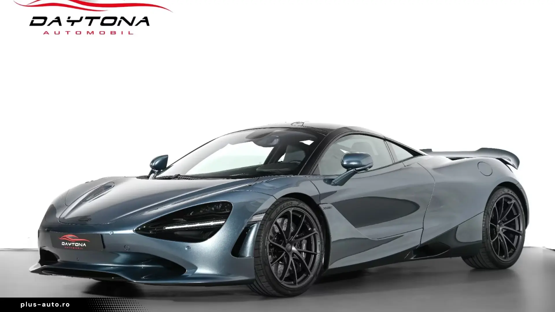 McLaren 750S   226 KM   TechLux   Carbon