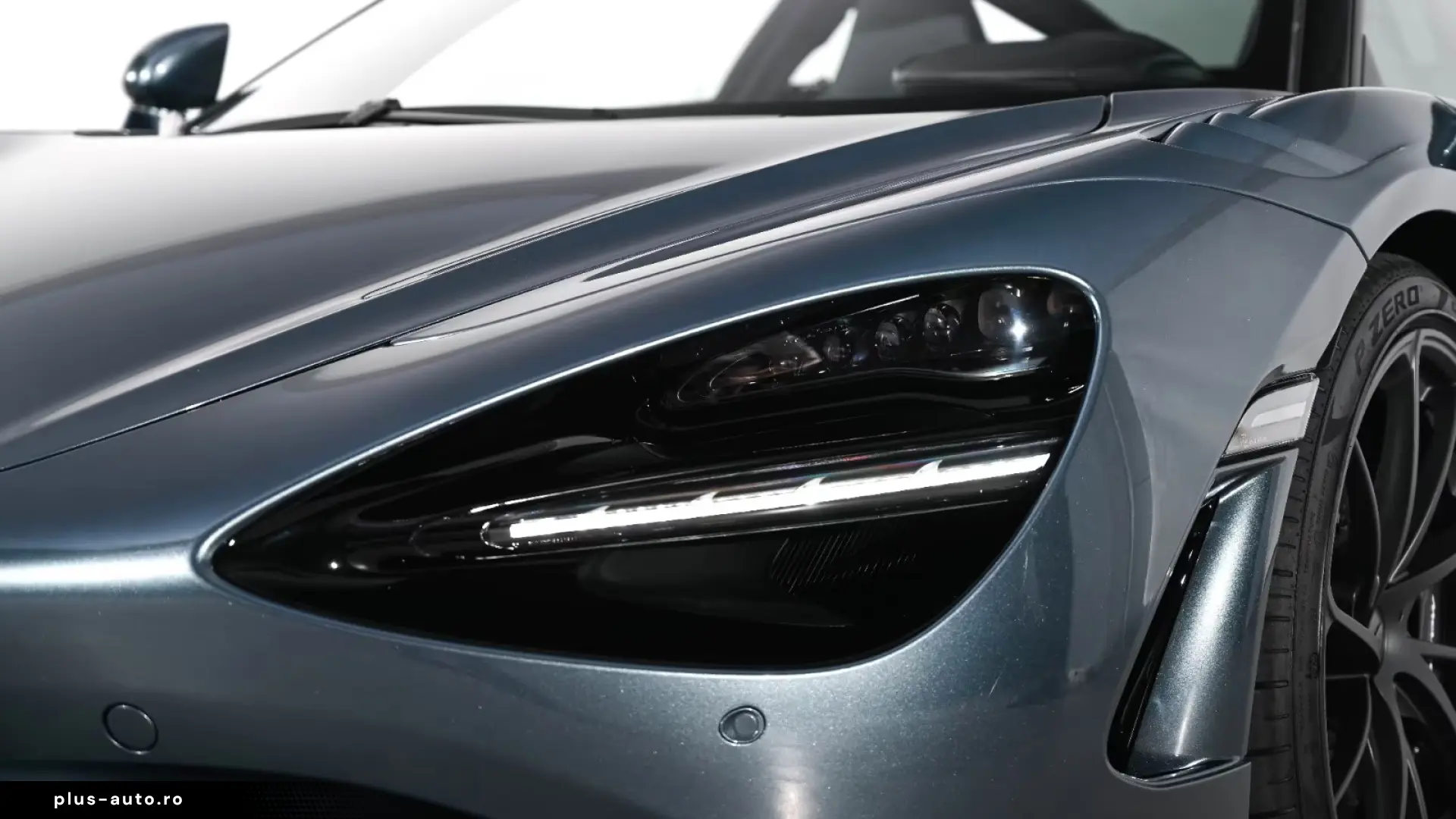 McLaren 750S   226 KM   TechLux   Carbon