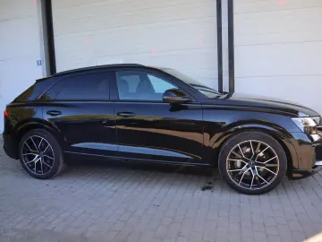 AUDI Q8 50 TDI qu FACELIFT BLACK-PAKET 2xS-Line VOLL