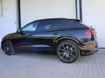 AUDI Q8 50 TDI qu FACELIFT BLACK-PAKET 2xS-Line VOLL