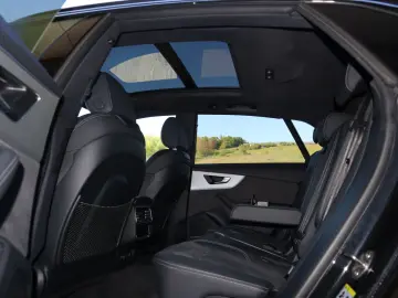 AUDI Q8 50 TDI qu FACELIFT BLACK-PAKET 2xS-Line VOLL