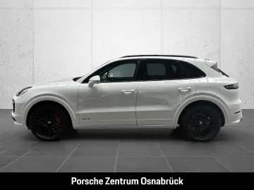 PORSCHE Cayenne GTS