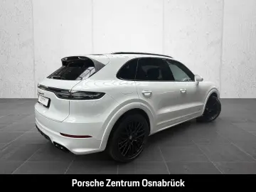 PORSCHE Cayenne GTS