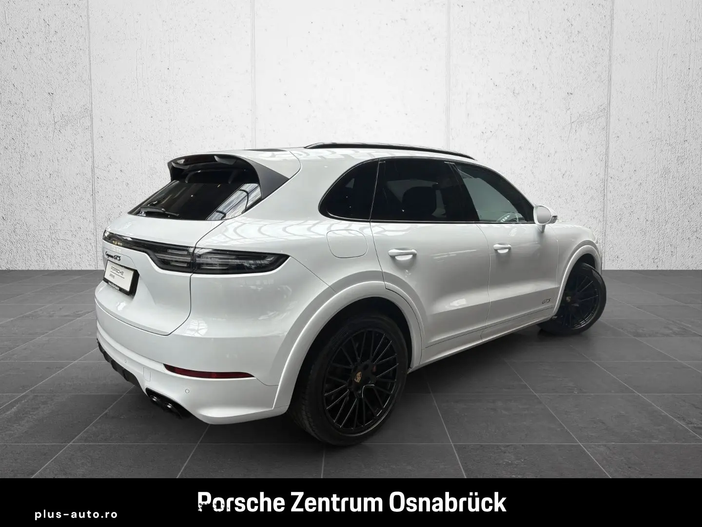 PORSCHE Cayenne GTS