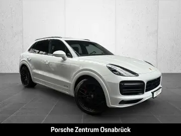 PORSCHE Cayenne GTS