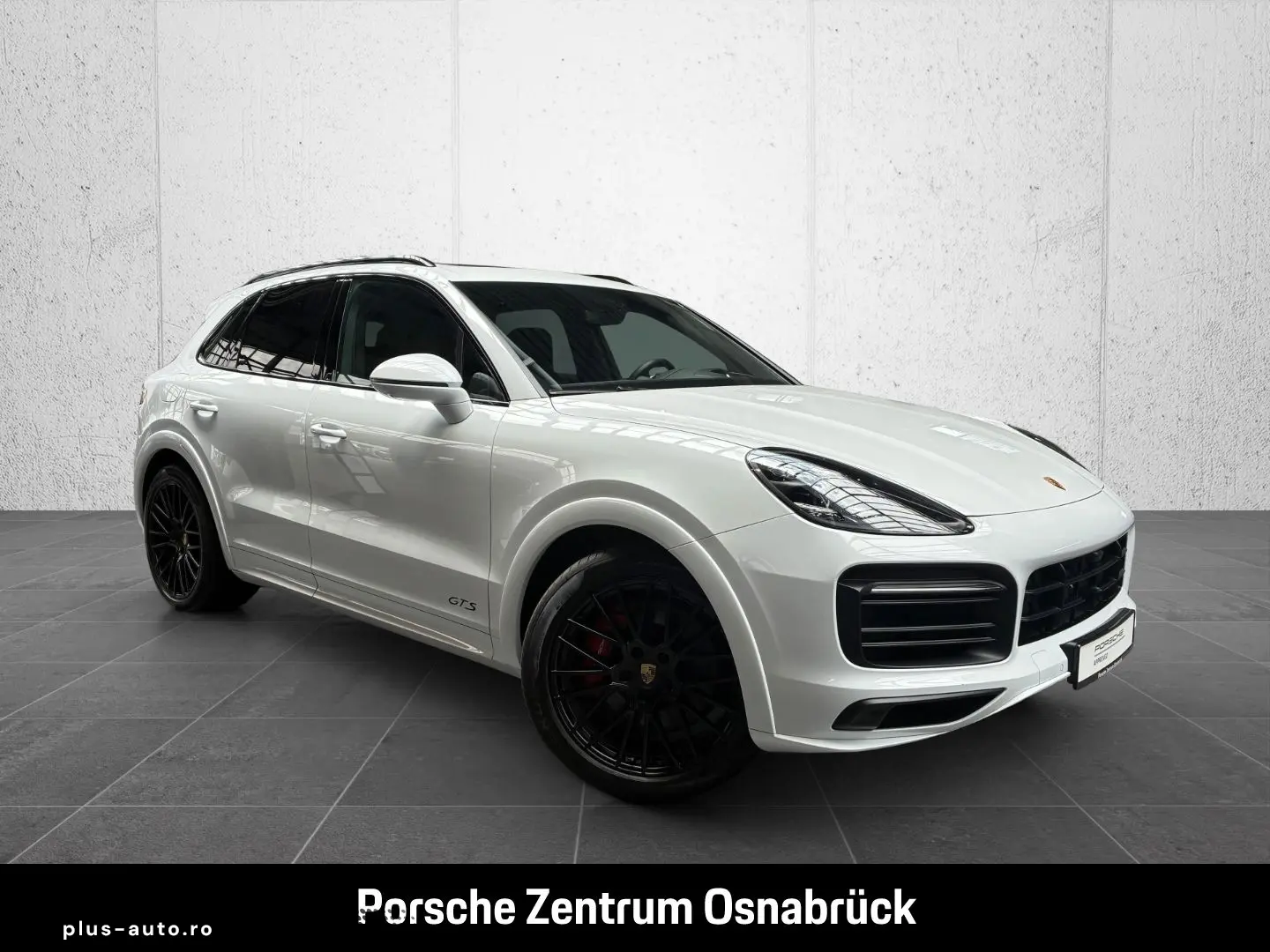 PORSCHE Cayenne GTS