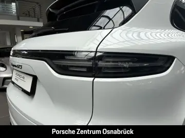PORSCHE Cayenne GTS
