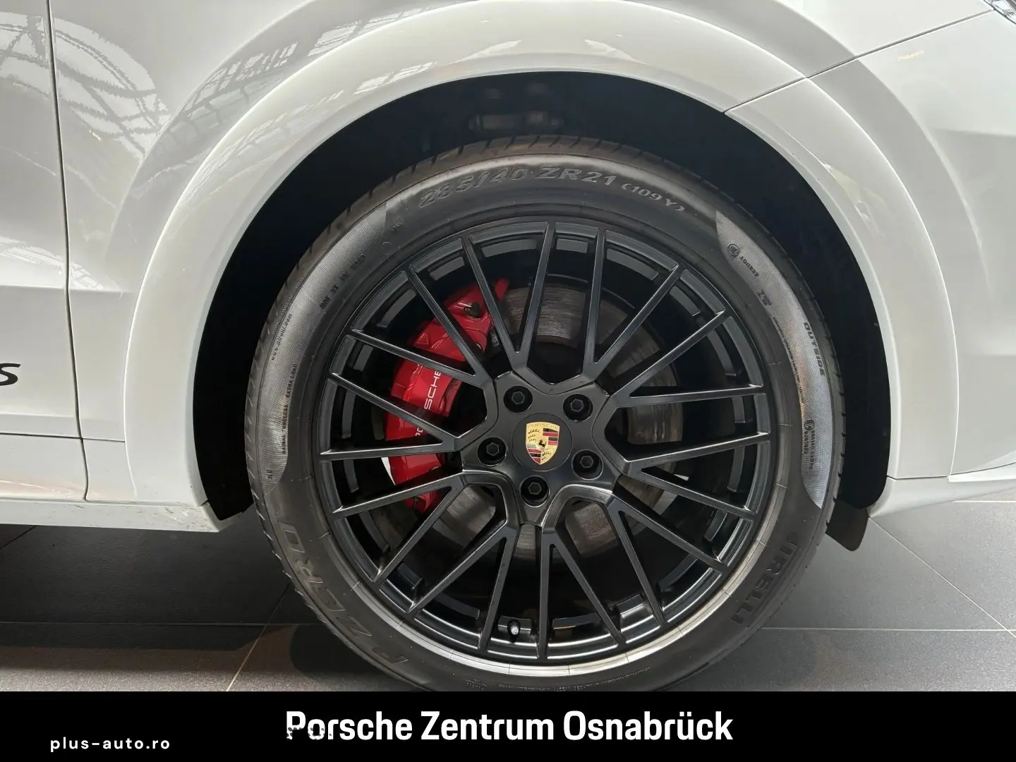 PORSCHE Cayenne GTS