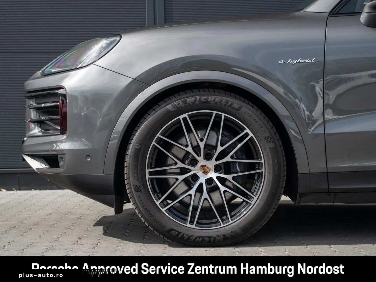 PORSCHE Cayenne E-Hybrid Panorama BOSE PASM InnoDrive