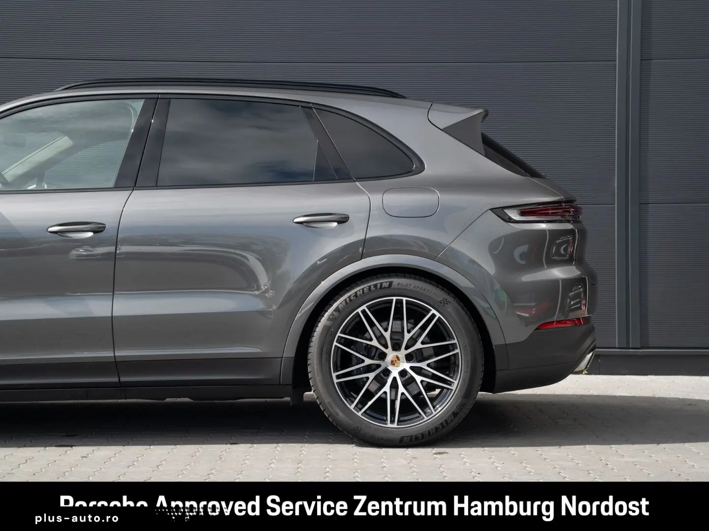 PORSCHE Cayenne E-Hybrid Panorama BOSE PASM InnoDrive