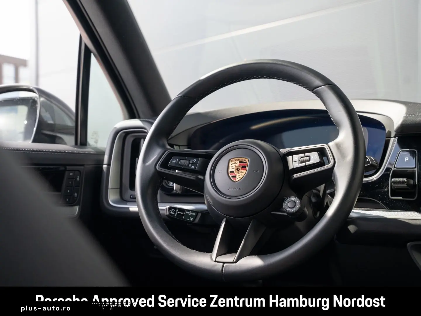 PORSCHE Cayenne E-Hybrid Panorama BOSE PASM InnoDrive
