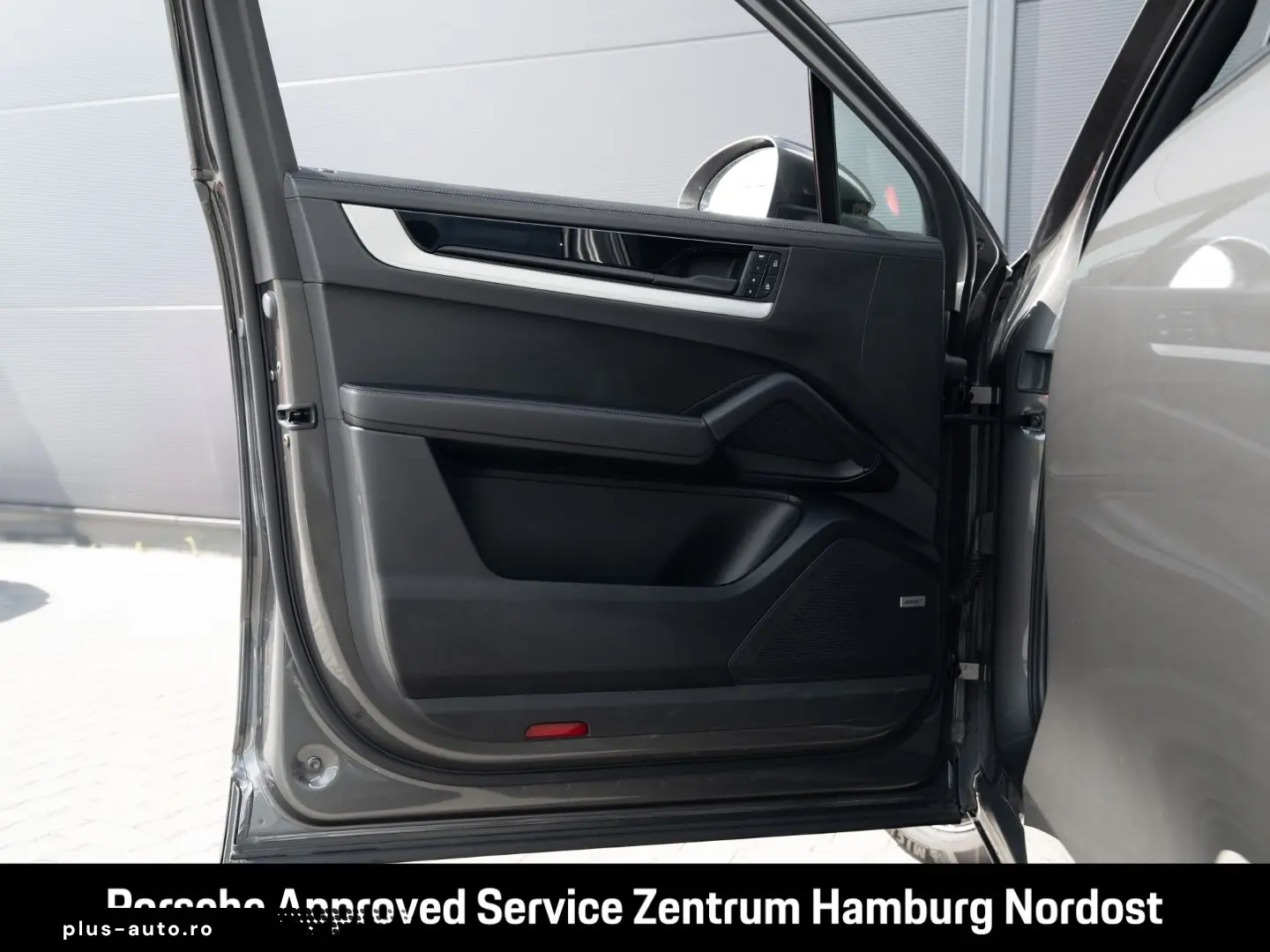 PORSCHE Cayenne E-Hybrid Panorama BOSE PASM InnoDrive