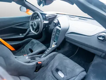 McLaren 750S Coupe Performance   Carbon   Sports Exhaust