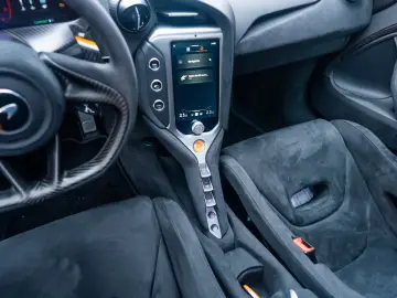 McLaren 750S Coupe Performance   Carbon   Sports Exhaust