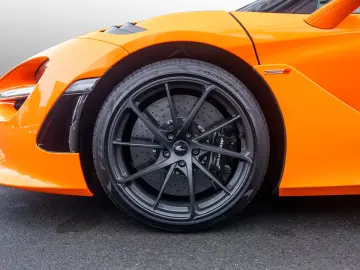 McLaren 750S Coupe Performance   Carbon   Sports Exhaust